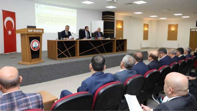 Gaziantep Büyükşehir Meclisi Nizip'te toplandı