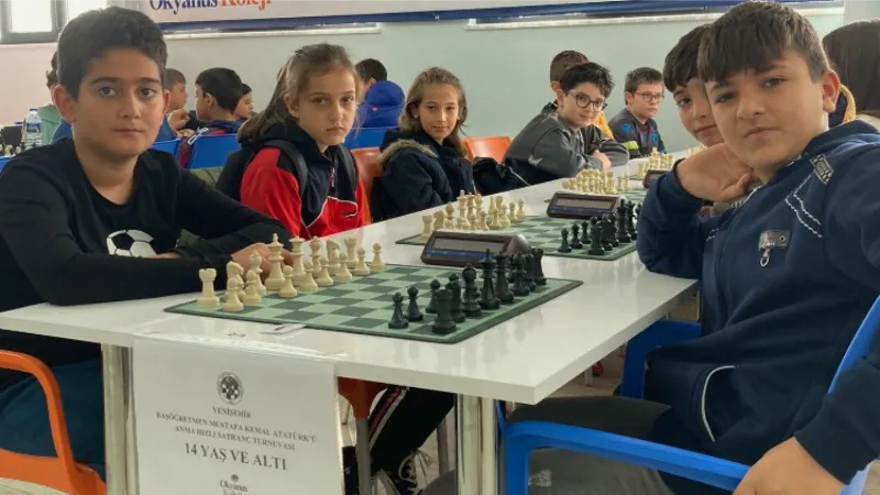 Bursa Yenişehir'de satranç heyecanı