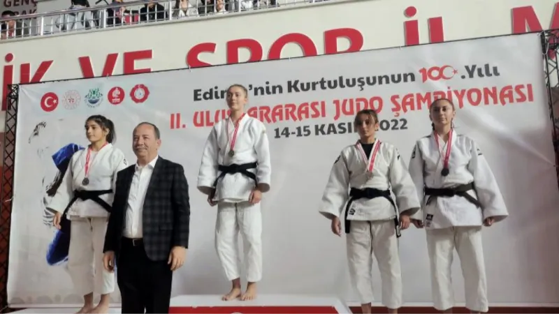 Bursa Osmangazili judoculardan 3 madalya