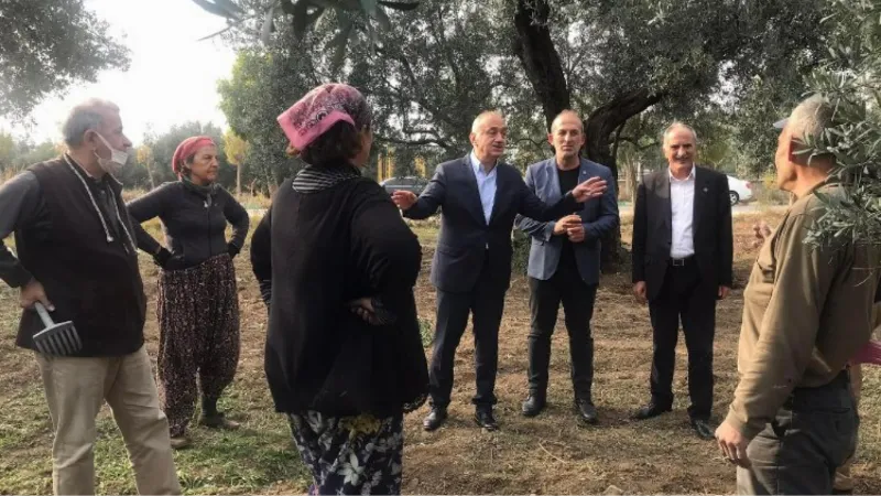 İYİ Partili Tatlıoğlu Bursa'da zeytin üreticilerine ses oldu