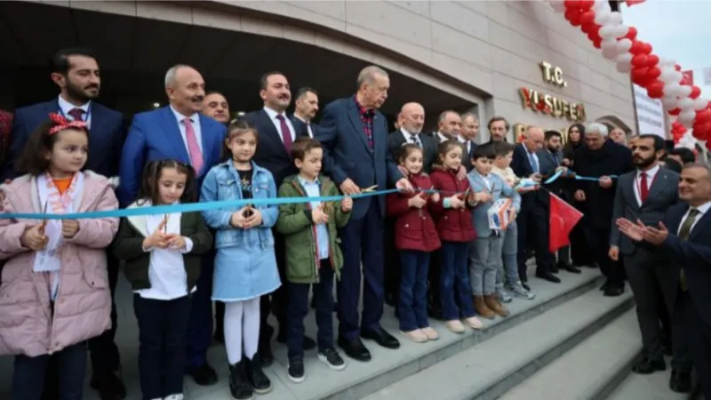 Cumhurbaşkanı Erdoğan, Artvin Yusufeli Belediye Binası'nı açtı