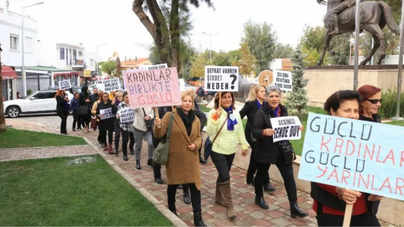 İzmir Güzelbahçe’den 'Hayat Şiddetsiz Güzel' eylemi