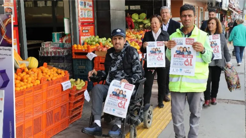 İzmir Narlıdere 'engelsiz yaşam'a yürüdü