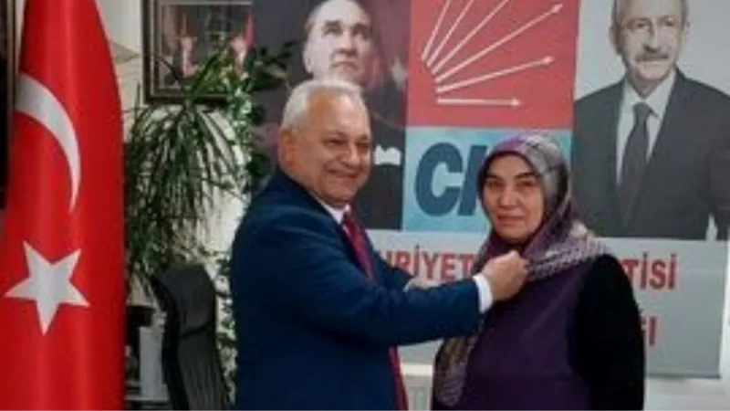 CHP Sincan'da büyüyor