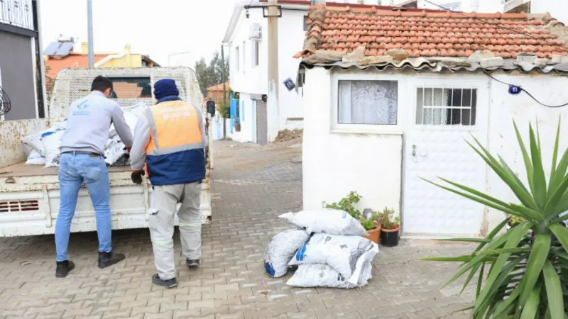 İzmir Güzelbahçe'de sıcak destek