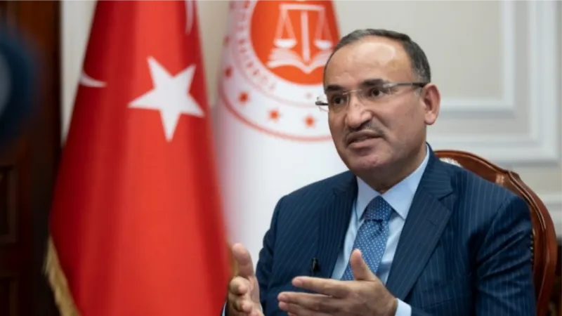 Bakan Bozdağ: Siyasi taraftarlık adalete zarar veriyor