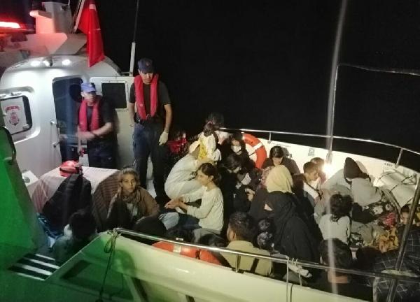 Datça açıklarında, 75 kaçak göçmen kurtarıldı