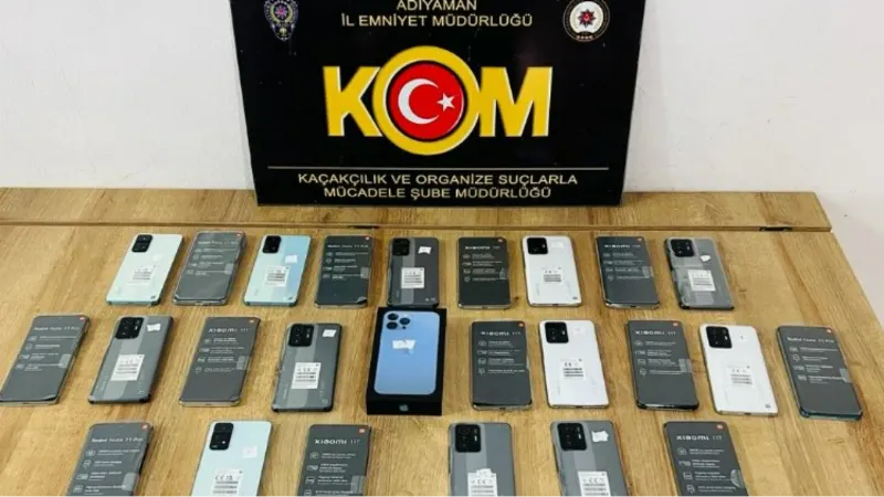 Adıyaman'da gümrük kaçağı telefonlara el konuldu