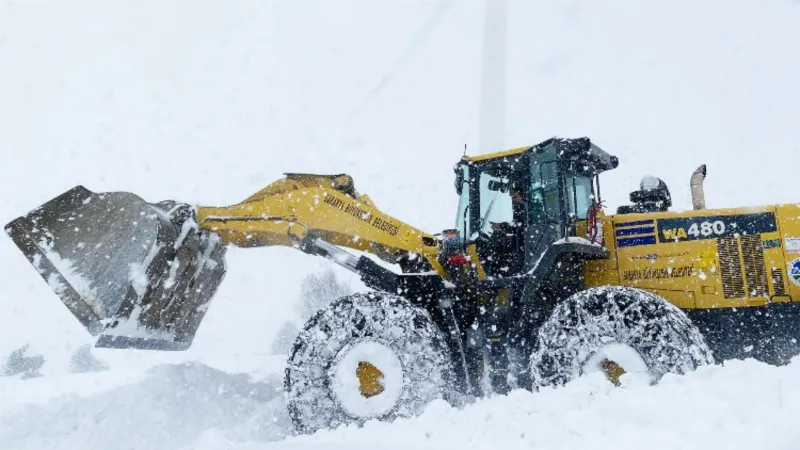 Sakarya'da 6 grup yolu ulaşıma açıldı