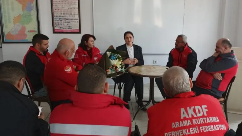 Edirne Arama Kurtarma Derneği'ne Başkan İba'dan ziyaret