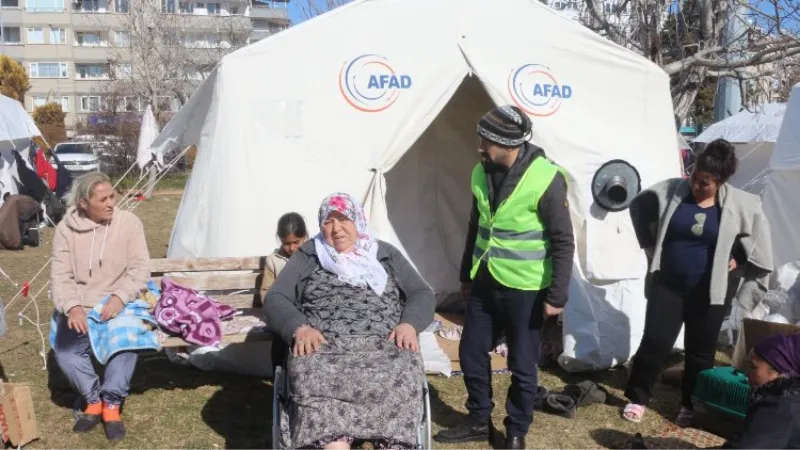 Gaziantep'ten engelli depremzedelere medikal destek