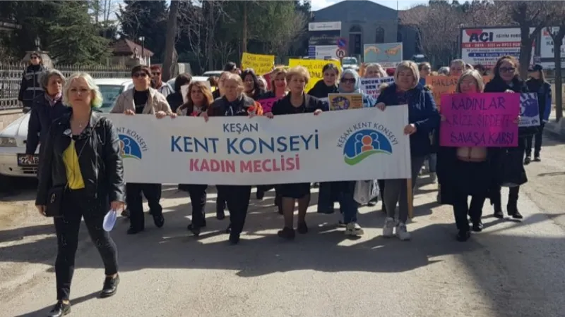 Edirne Keşanlı kadınlardan '8 Mart' yürüyüşü