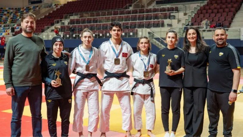 Konya'ya çifte şampiyonluk gururu