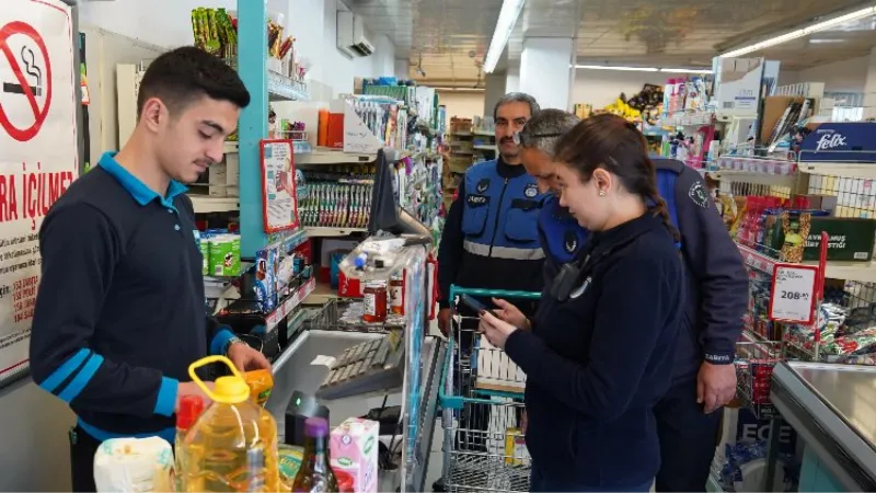 Çayırova Zabıtası'ndan market denetimi