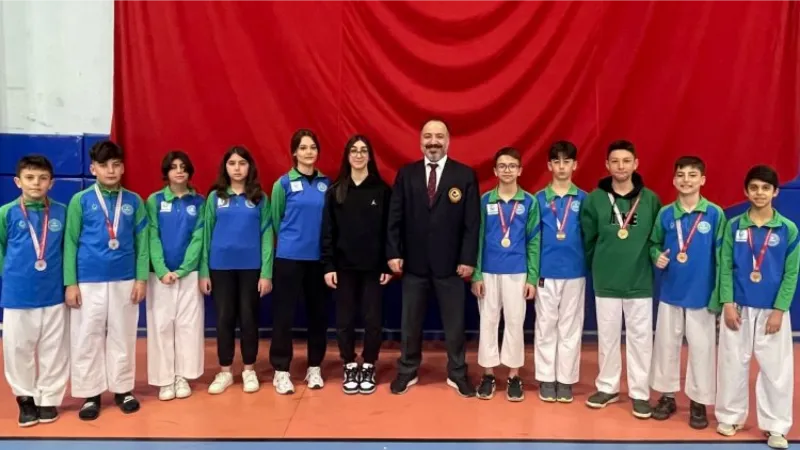 Karate takımı 7 madalya kazandı