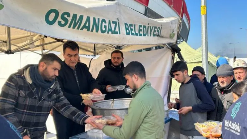 Osmangazi’den deprem bölgesine gönül sofraları