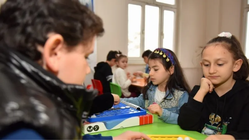 Bursa Yıldırım'da çocuklar eğlenerek, öğreniyor