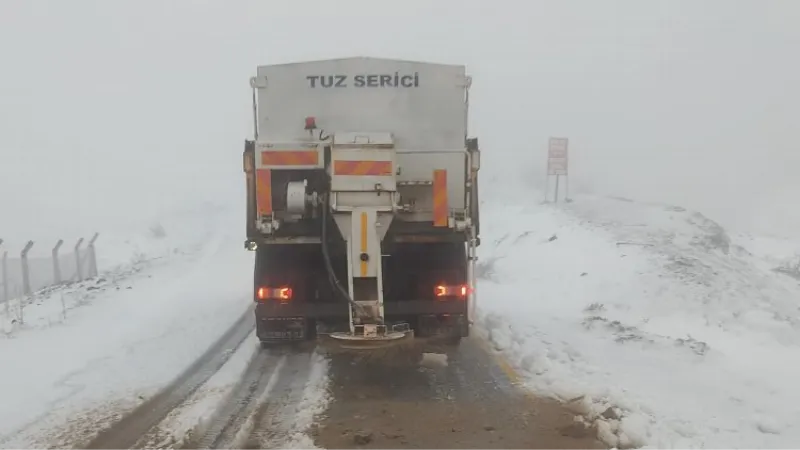 İzmir karla mücadele için sahada