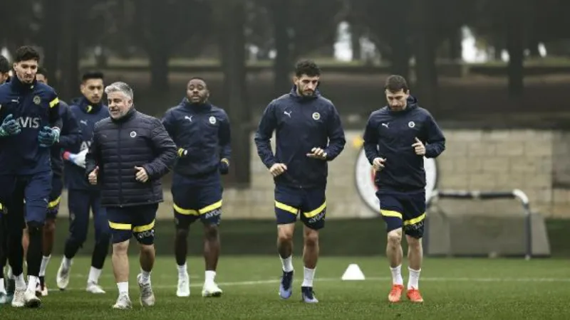 Fenerbahçe'de Gaziantep FK hazırlıkları sürüyor