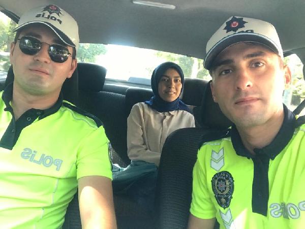 Konya'da KPSS'ye geç kalanları polis yetiştirdi