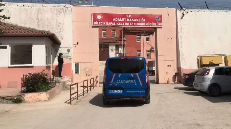 Bilecik’te kablo hırsızları Jandarma’dan kaçamadı