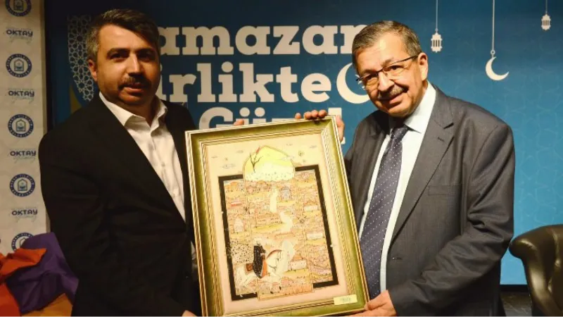 Edebiyatçı yazar Hayati İnanç Yıldırımlılarla buluştu