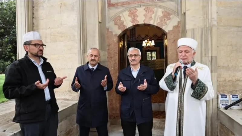 Çoban Mustafa Paşa Gebze'de dualarla anıldı