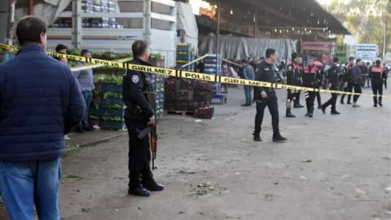 Adana'da halde silahlı kavga: 3 yaralı