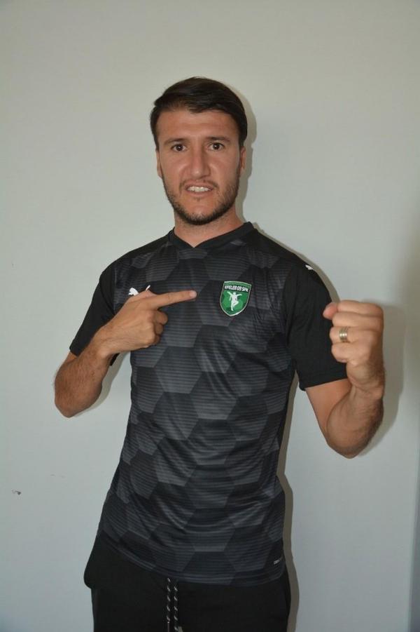 Efeler 09'da transfer sürüyor