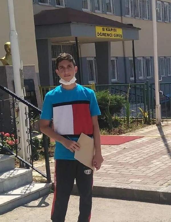 Otomobilin çarptığı Yusuf yaşamını yitirdi 