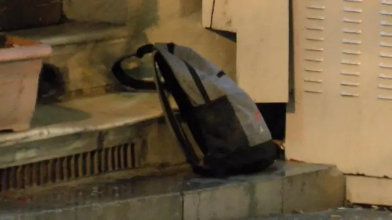 Galata Kulesi'nin yanında şüpheli paket paniği, çantayı alıp: Ölmek istiyorum ben açarım