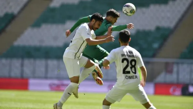Bursaspor - Bayburt Özel İdare Spor: 3-1