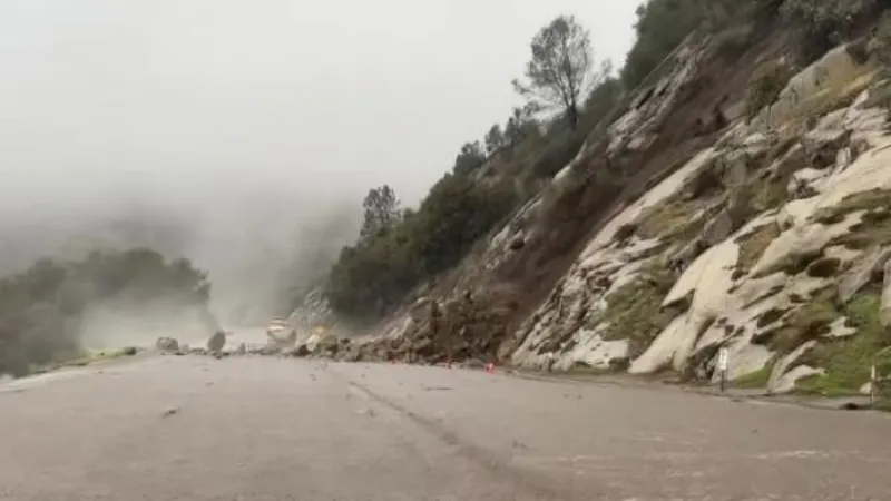 California’daki sel felaketinin nedeni: Atmosferik Nehir