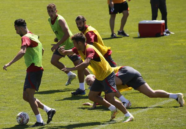 Galatasaray dar alanda pas çalıştı