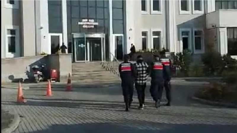 Sahte otomobil ilanı verip, kaparo alarak dolandıran şüpheli tutuklandı