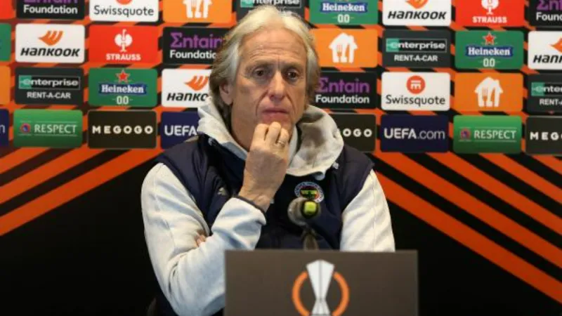 Jorge Jesus: Grubu birinci sırada bitirmek istiyoruz