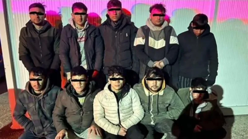 Kırklareli'de 299 kaçak göçmen yakalandı, 5 organizatör tutuklandı
