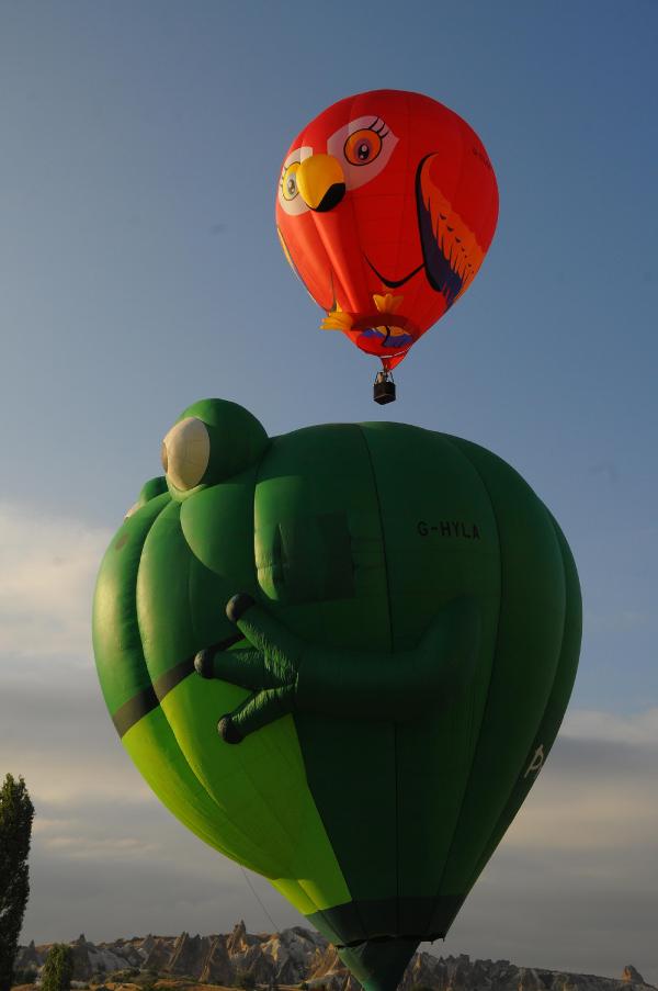 Kapadokya'da balon festivali başladı