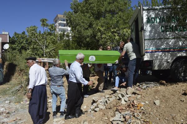 İnşaatın 5'inci katından düşen sıva ustası öldü