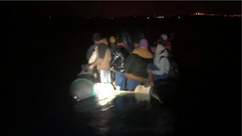 İzmir’de 182 kaçak göçmen kurtarıldı, 21 kaçak göçmen yakalandı