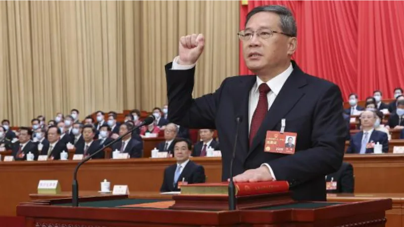 Çin’in yeni Başbakanı Li Qiang yemin ederek göreve başladı