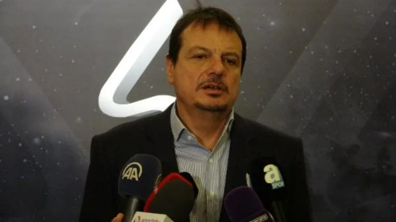 Ergin Ataman: Larkin'in Panathinaikos maçında sahada olmasını ümit ediyorum 