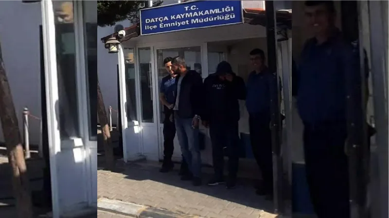 Kaçak göçmenlerle birlikte yakalanan 4 Türk vatandaşı, tutuklandı