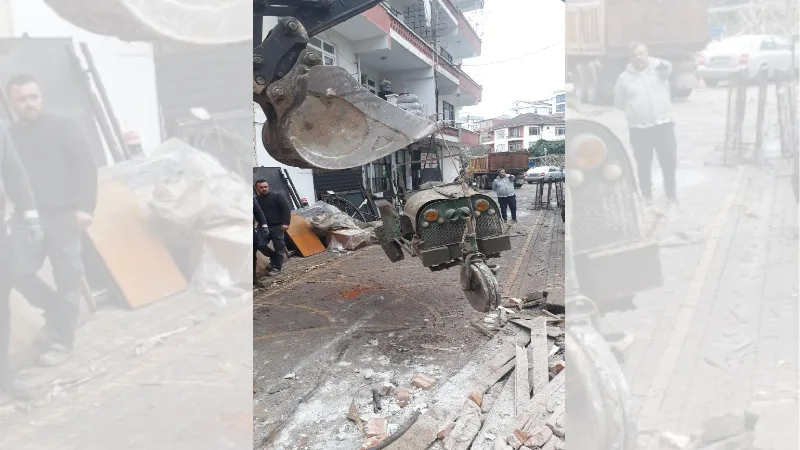 Yıkılan binadan milletvekilinin yaptığı traktör çıktı