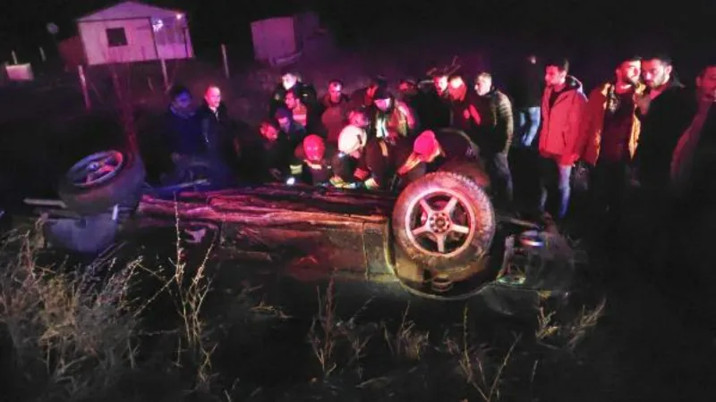 Kediye çarpmamak için manevra yaptığı otomobiliyle şarampole uçtu: 1 ölü, 1 yaralı