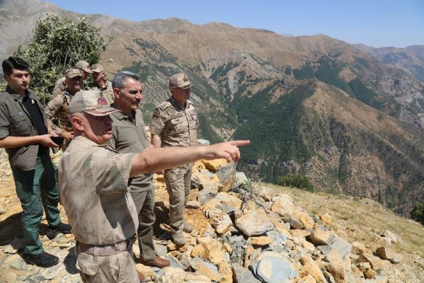 Vali Özkan, 'Eren Abluka-7 Operasyonu' bölgesinde incelemede bulundu