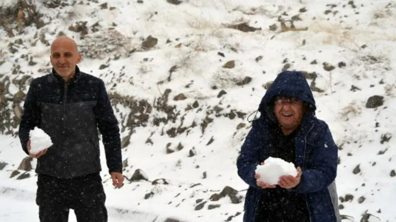 En az yağış alan illerden Aksaray'da kar yağışı sevindirdi