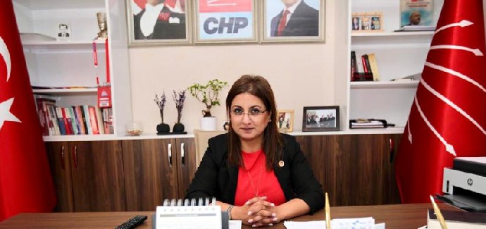 CHP Bayraklı’dan rezerv alan çıkışı: İlçe Başkanı Gültekin: “Deprem konutları depremzedelerin olmalı”