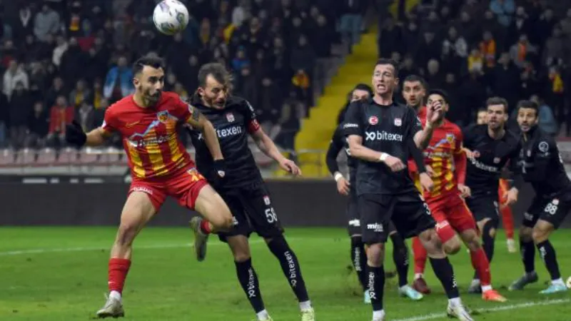 Kayserispor Yönetimi, Sivasspor'a dostluk maçı teklif etti