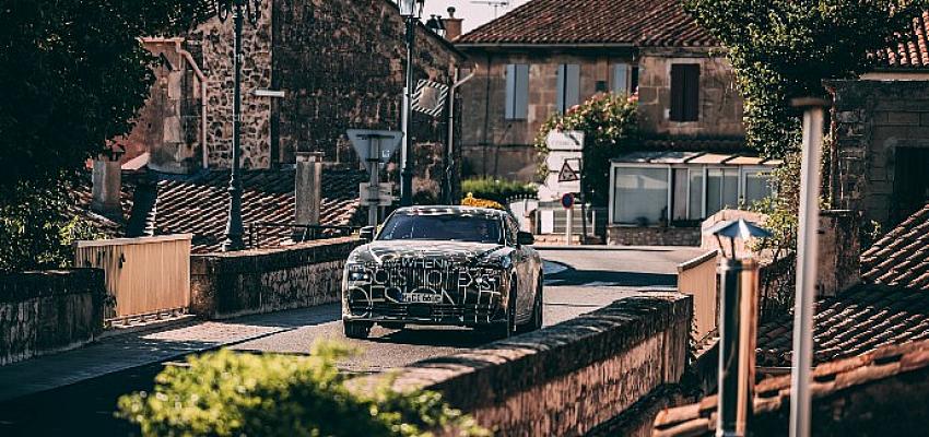 Full Elektrikli Rolls-Royce Spectre’in İkinci Test Aşaması Devam Ediyor